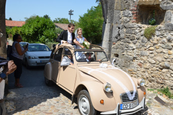 F-Perouges-France-2015