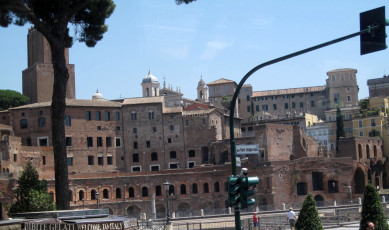 Trajans-Market-Rome-2010